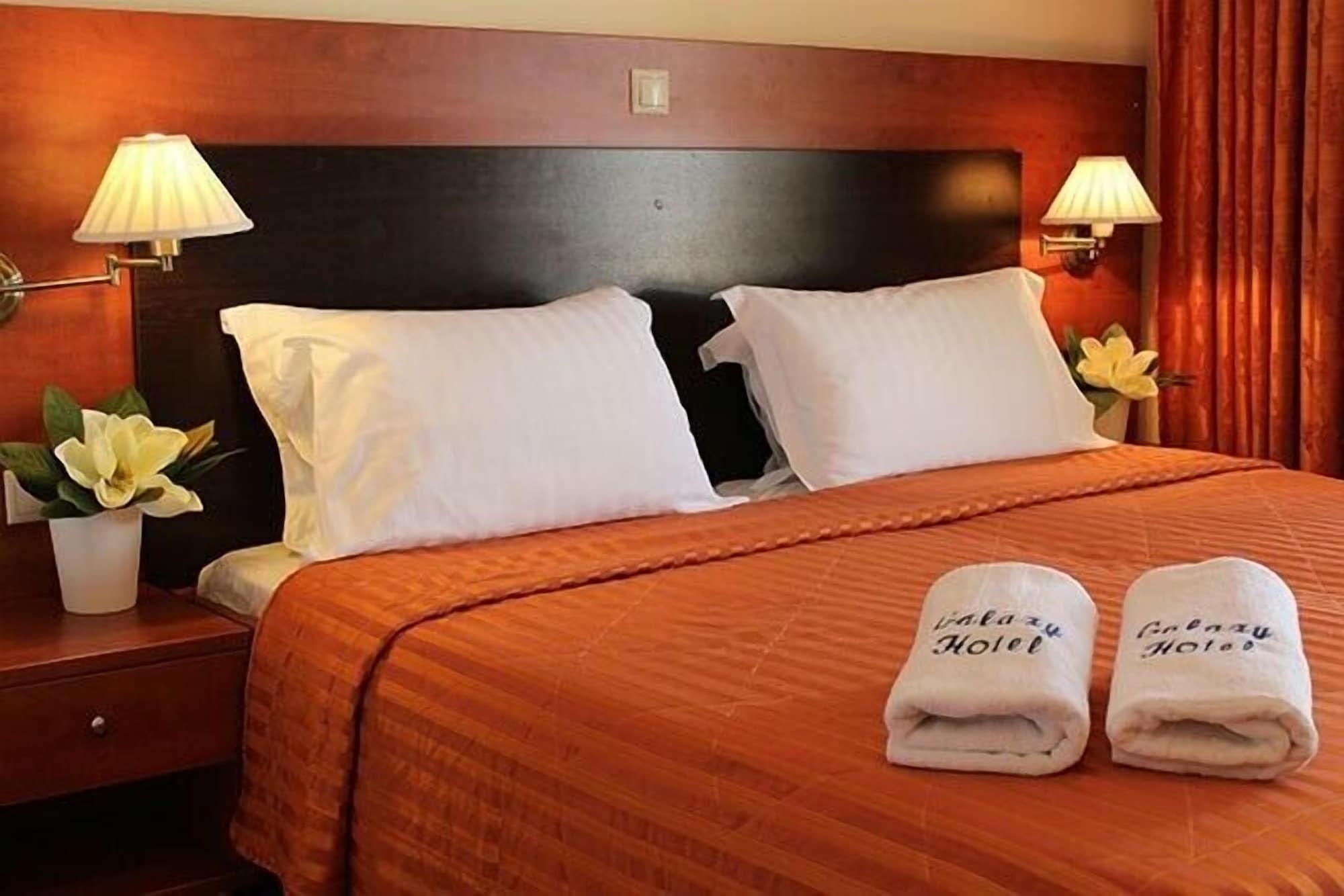 Galaxy Hotel Kalamata Luaran gambar