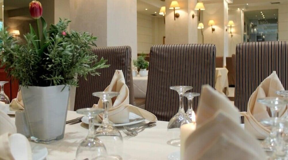 Galaxy Hotel Kalamata Luaran gambar